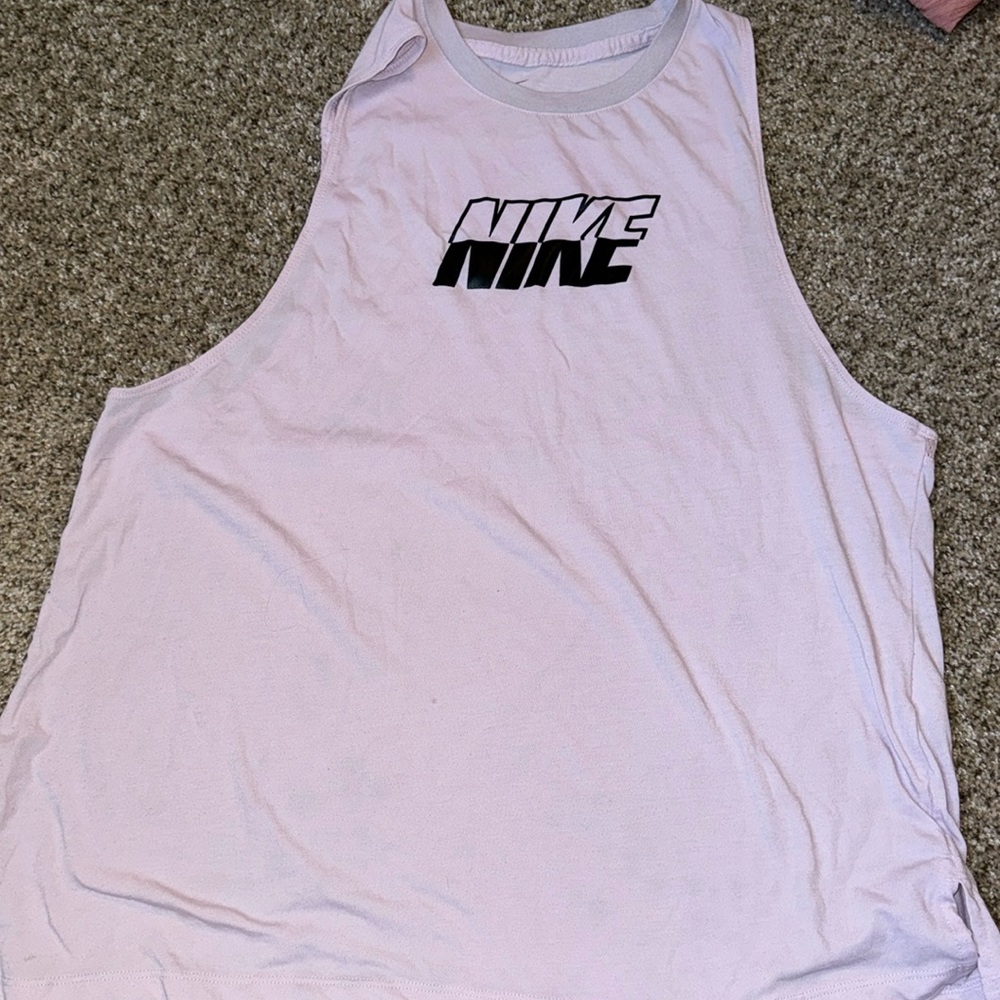 Nike muscle tank with ventilation